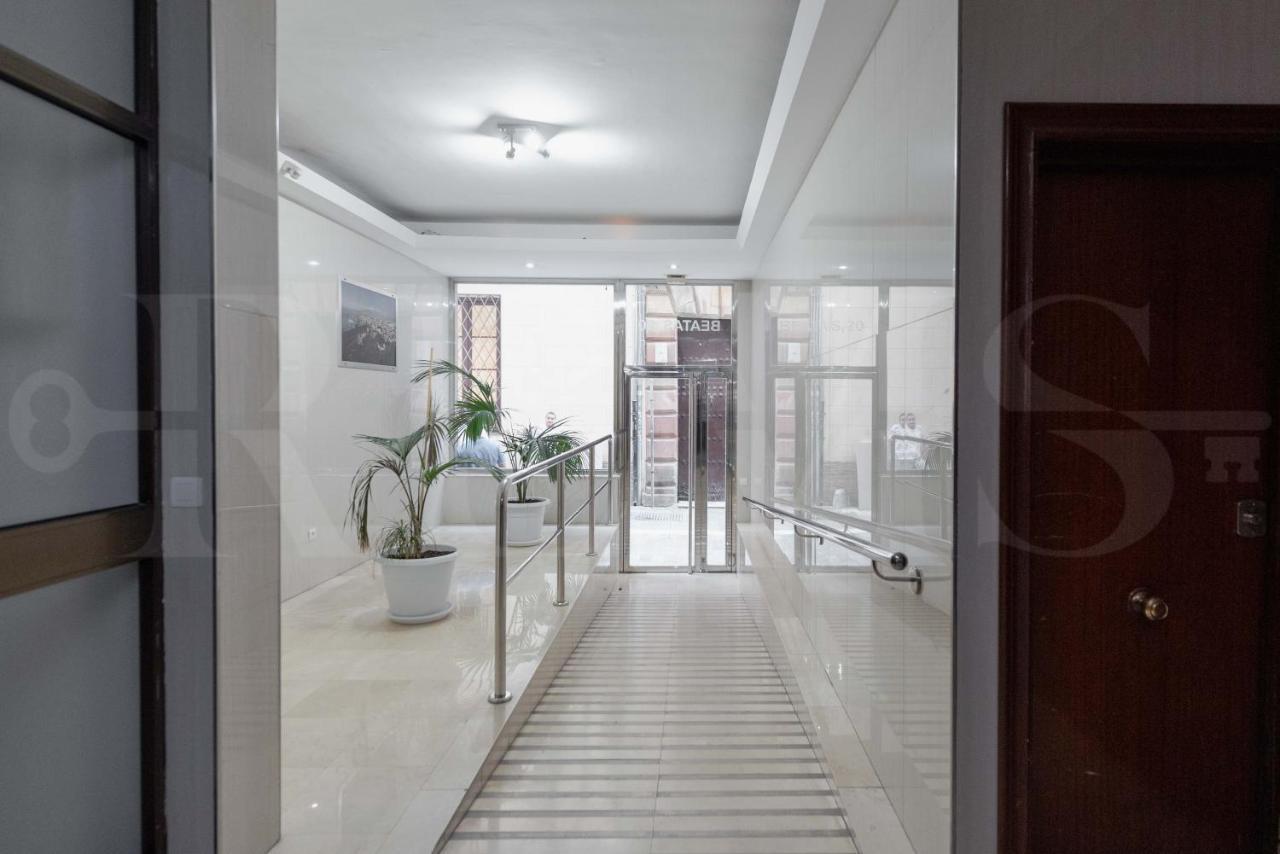 Cosy Flat With Private Balcony - Historic Center By Rems Apartment Malaga Exterior photo